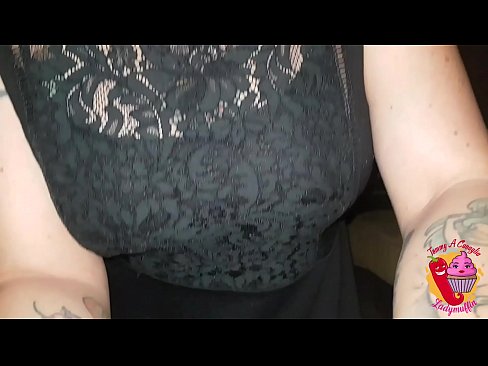 ❤️ Slutty Stéifschwëster gëtt him e blowjob a Spuenesch ❌ Qualitéit Porno op Porno lb.porno24-7.ru ❌️