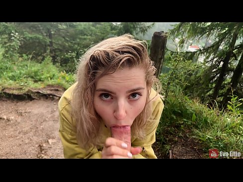 ❤️ Meedchen drénkt kum no engem ëffentleche Blowjob - Eva Elfi ❌ Qualitéit Porno op Porno lb.porno24-7.ru ❌️